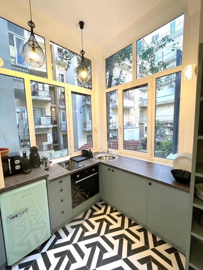Ministerium 1&2 Bedroom Apartments Tesalonika Bagian luar foto
