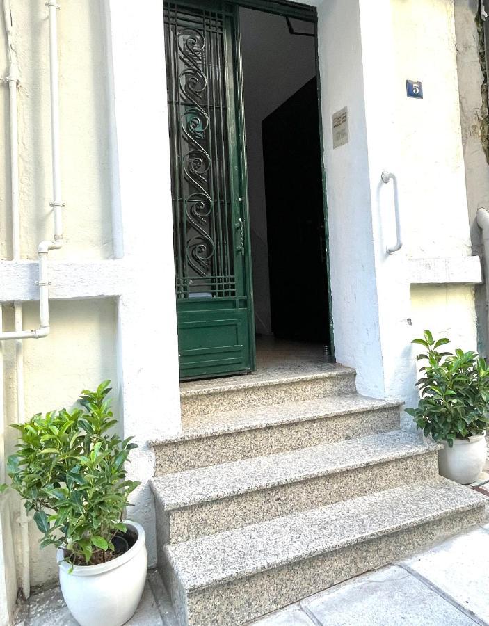 Ministerium 1&2 Bedroom Apartments Tesalonika Bagian luar foto