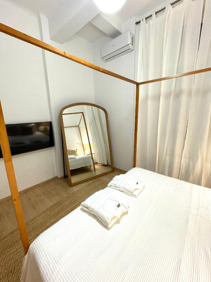 Ministerium 1&2 Bedroom Apartments Tesalonika Bagian luar foto