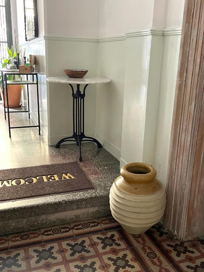 Ministerium 1&2 Bedroom Apartments Tesalonika Bagian luar foto