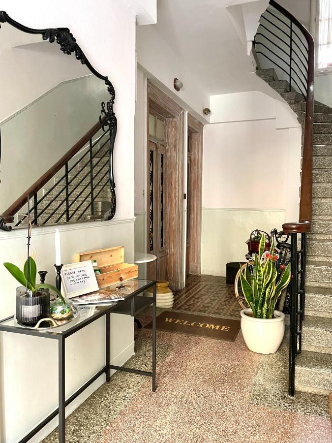 Ministerium 1&2 Bedroom Apartments Tesalonika Bagian luar foto