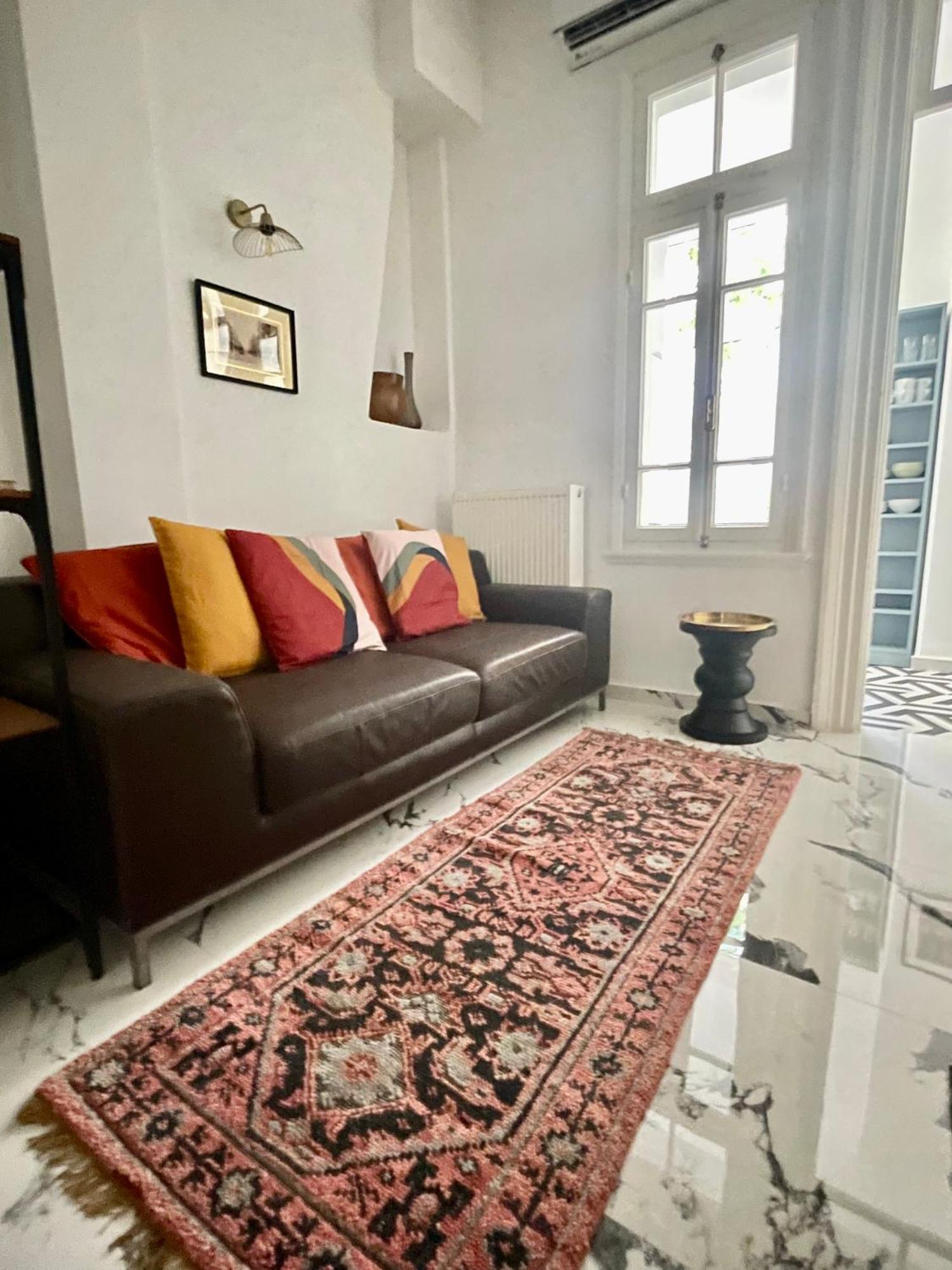Ministerium 1&2 Bedroom Apartments Tesalonika Bagian luar foto